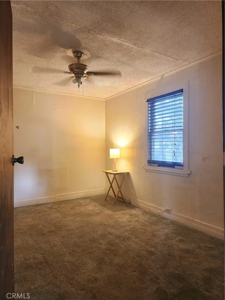 618 S Mcbride Avenue, Los Angeles, California 90022 home-pic-5